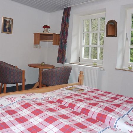 Hof Guttels Waldgasthof Ferienpension Rotenburg an der Fulda Room photo